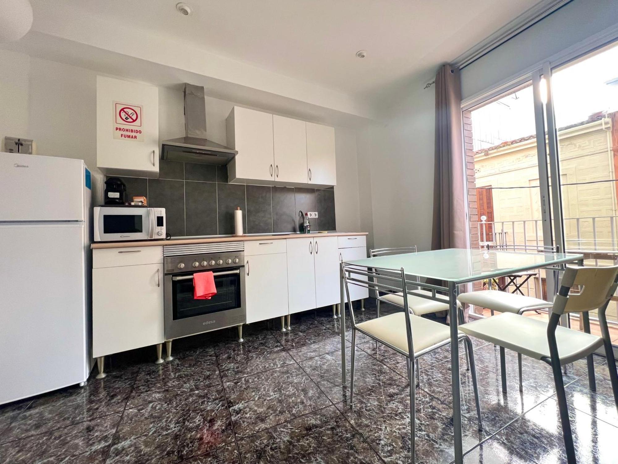 Apartamentos Playa Бадалона Экстерьер фото